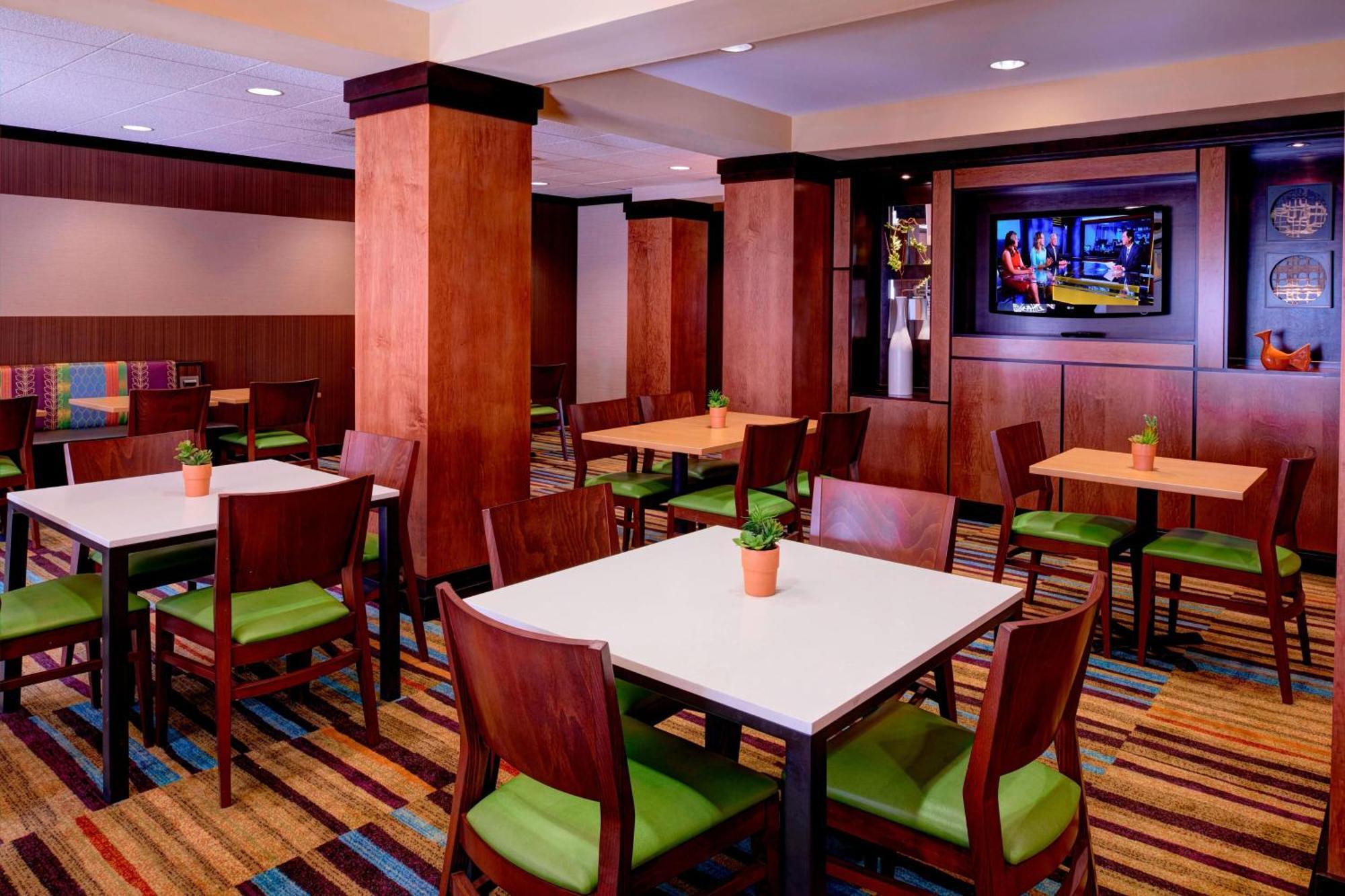 Fairfield Inn And Suites New Buffalo Zewnętrze zdjęcie
